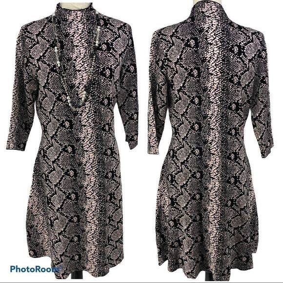 Nanette Lepore Knit Classy Snakeskin Shift Sweater Dress size L - Picture 4 of 9
